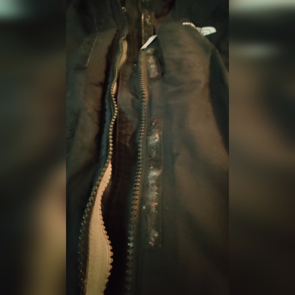 EUC North Face HyVent Shell - Picture 4 of 10